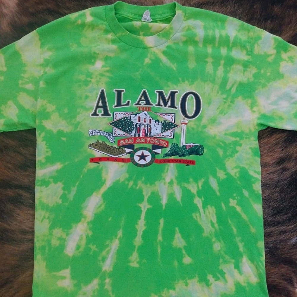 Vintage Bleach Dyed Alamo Souvenir Graphic T-Shirt